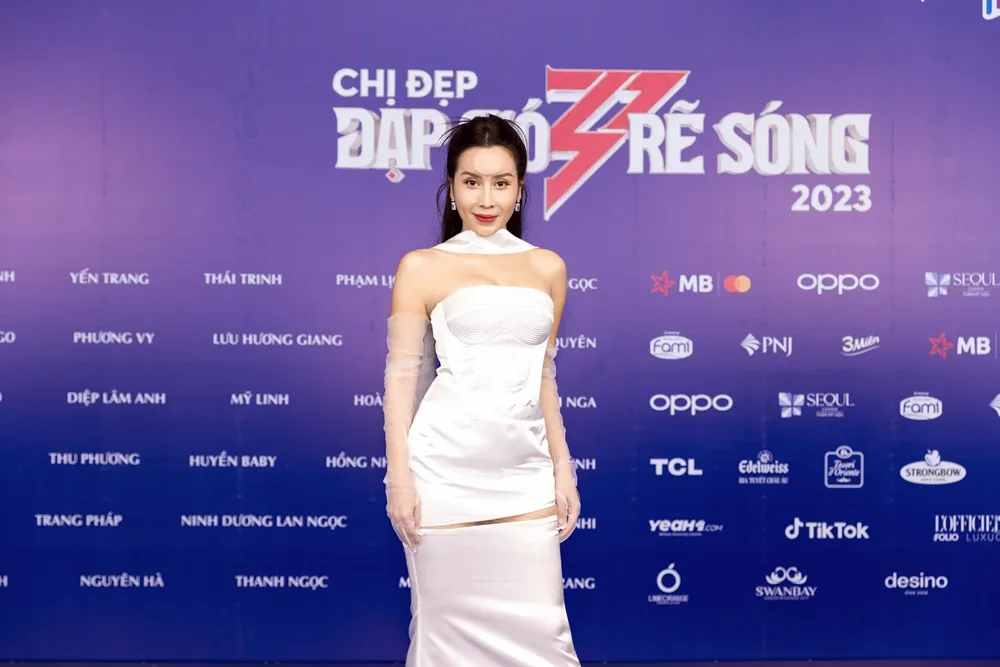 nhan-sac-luu-huong-giang-tai-xuat (4)