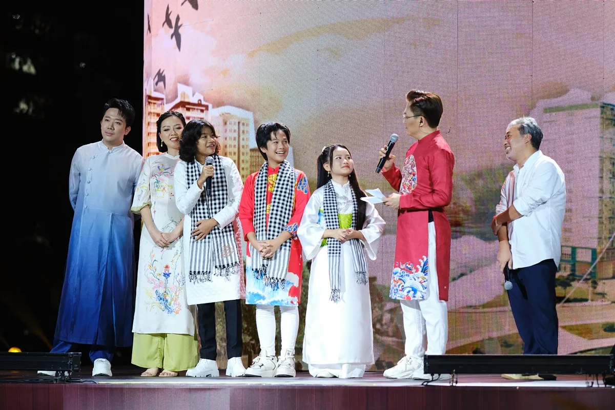 tran-thanh-bieu-dien-dat-rung-phuong-nam (4)