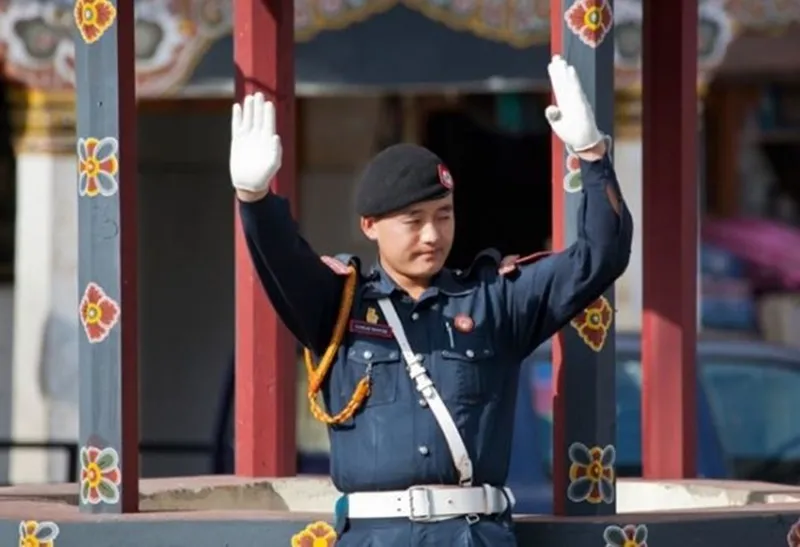 quoc-gia-duy-nhat-khong-co-den-giao-thong