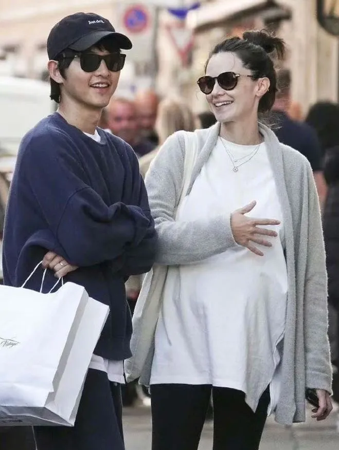 song-joong-ki-tranh-cai-cau-tra-loi-ve-con-1