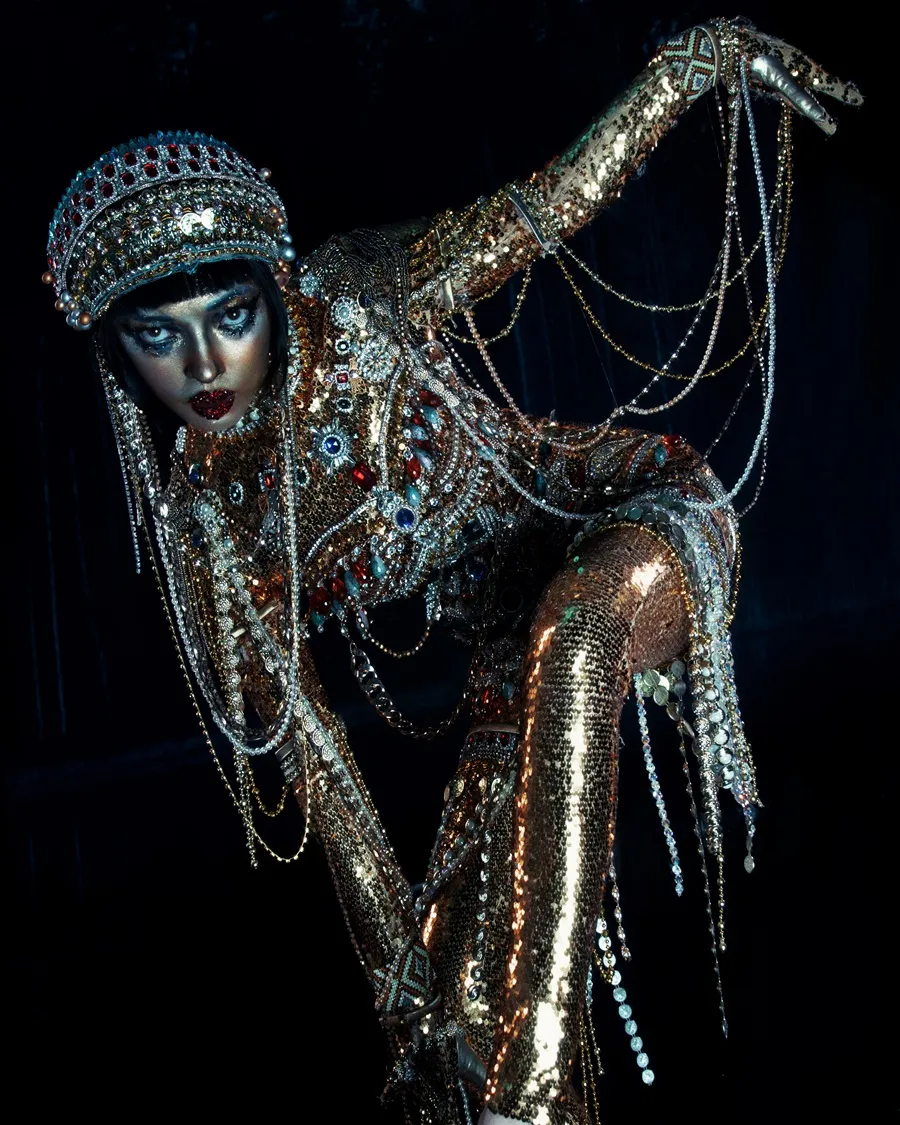 halloween-2023-sao-nu-hoa-trang (4)