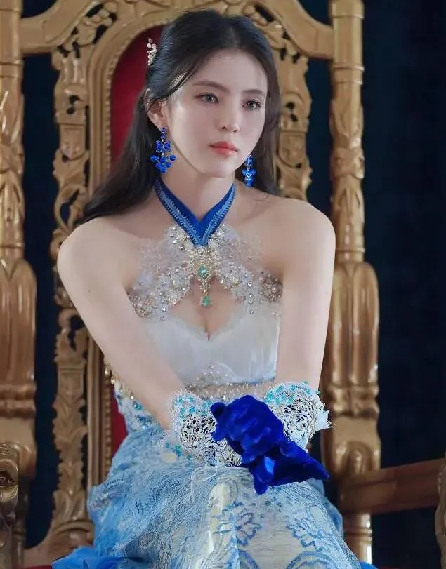 han-so-hee-nghi-van-tram-cam