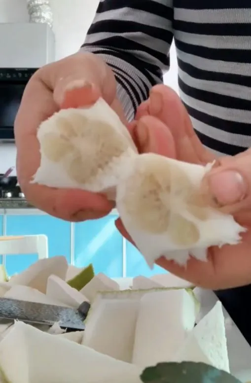 canh-bo-buoi-hut-9-trieu-luot-xem-2