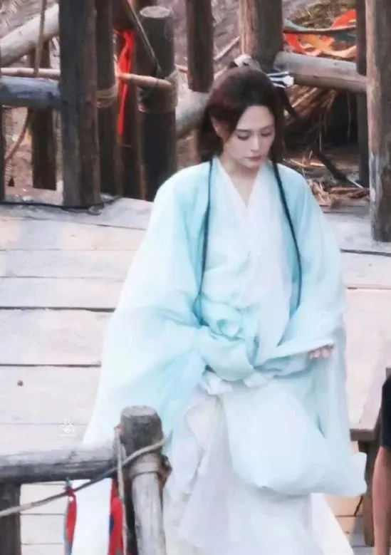 dat-ky-tham-hoa-tren-man-anh-1