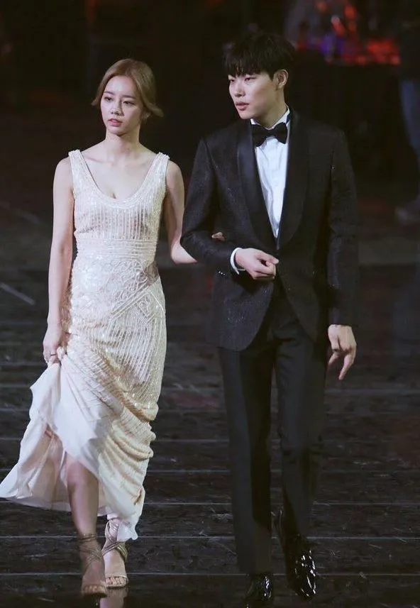 cap-doi-reply-1988-chia-tay-sau-7-nam-hen-ho-2