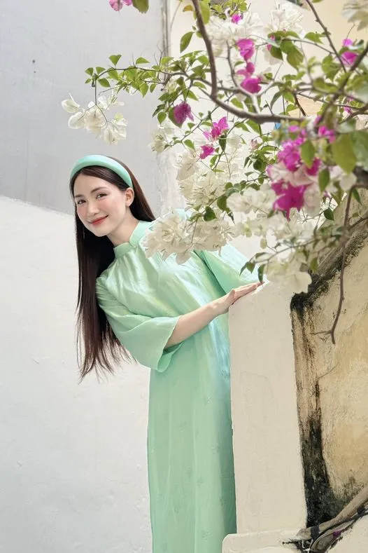 hoa-minzy-phan-phao-binh-luan-gop-y