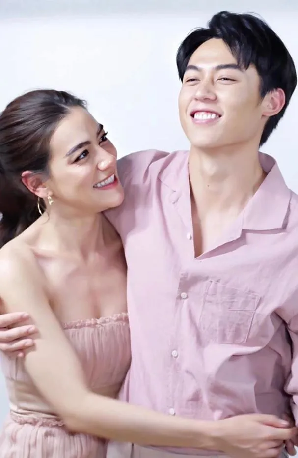 cap-doi-showbiz-moi-100-fan-du-dam-cuoi-1