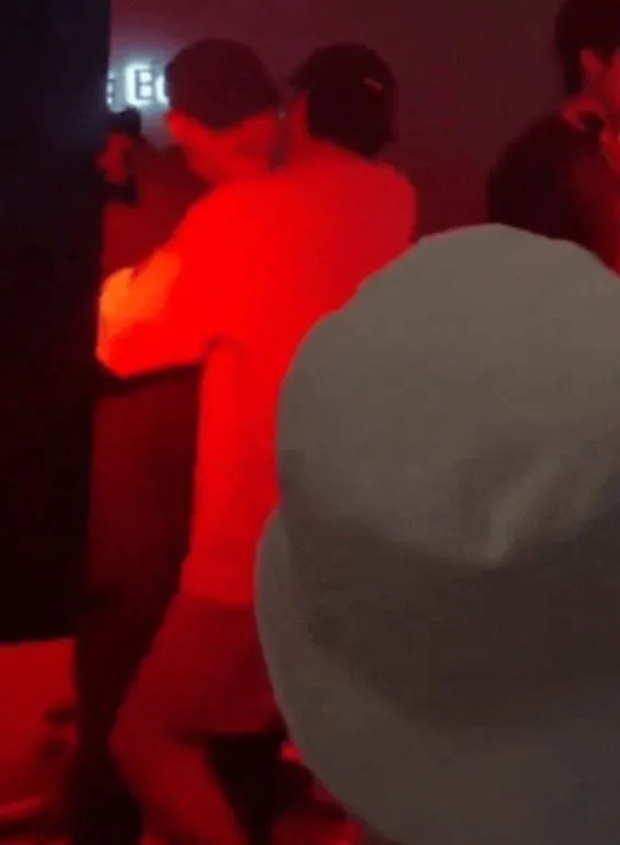 nam-dien-vien-ro-ri-anh-dao-dien-1