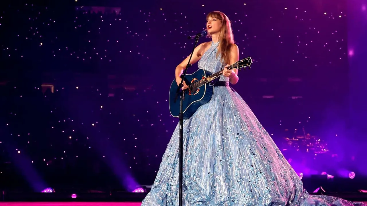taylor-swift-hoan-show-dien-1
