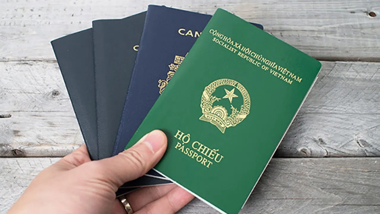 cach-doi-ho-chieu-online-1