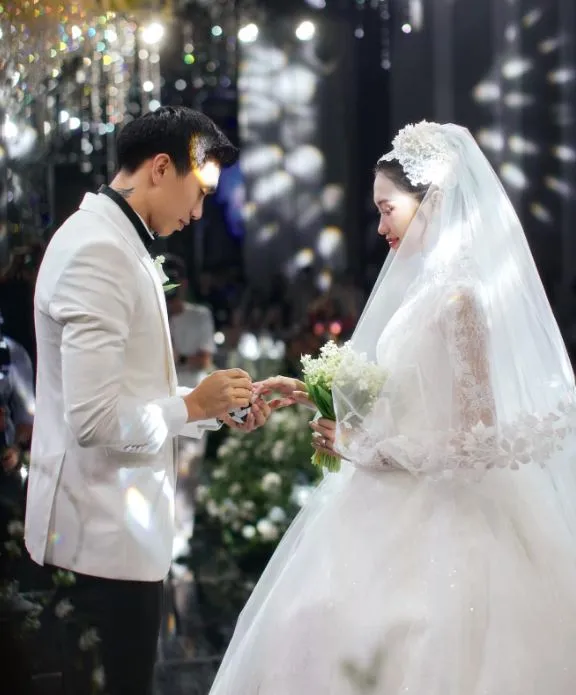 nhan-cuoi-doan-van-hau-doan-hai-my