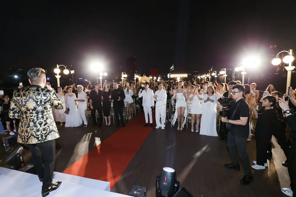 sao-viet-hoi-ngo-su-kien-ho-ngoc-ha (7)