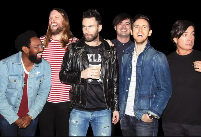 mot-nhom-nhac-nam-dap-chuyen-co-den-viet-nam-2