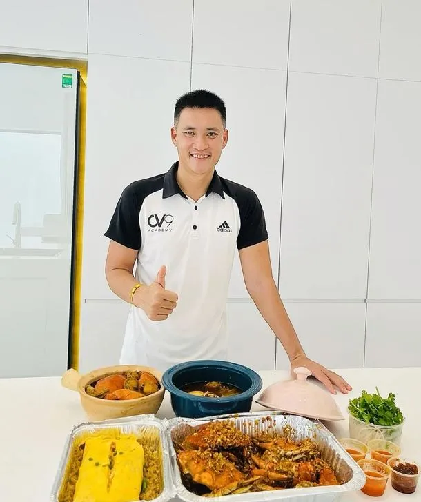 cong-vinh-dang-hinh-cho-chu-no-yen-tam