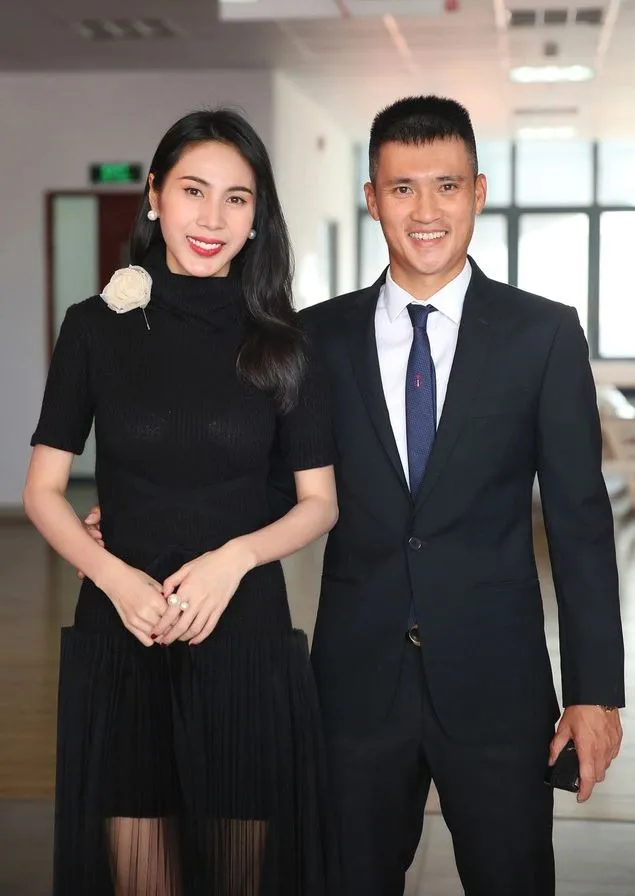 cong-vinh-dang-hinh-cho-chu-no-yen-tam-3