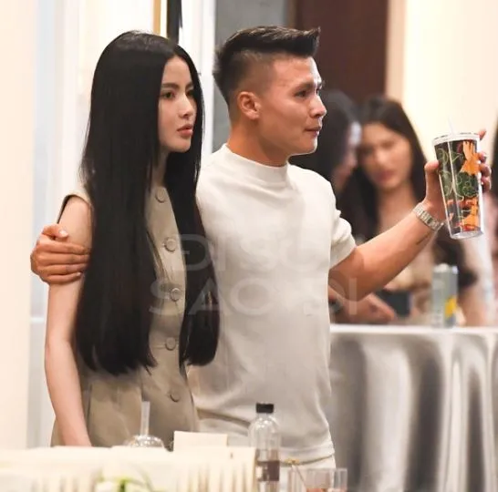 nhan-chu-thanh-huyen-quang-hai-gia-bao-nhieu-3