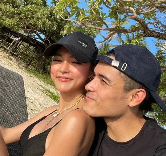 cap-doi-chia-tay-sau-12-nam