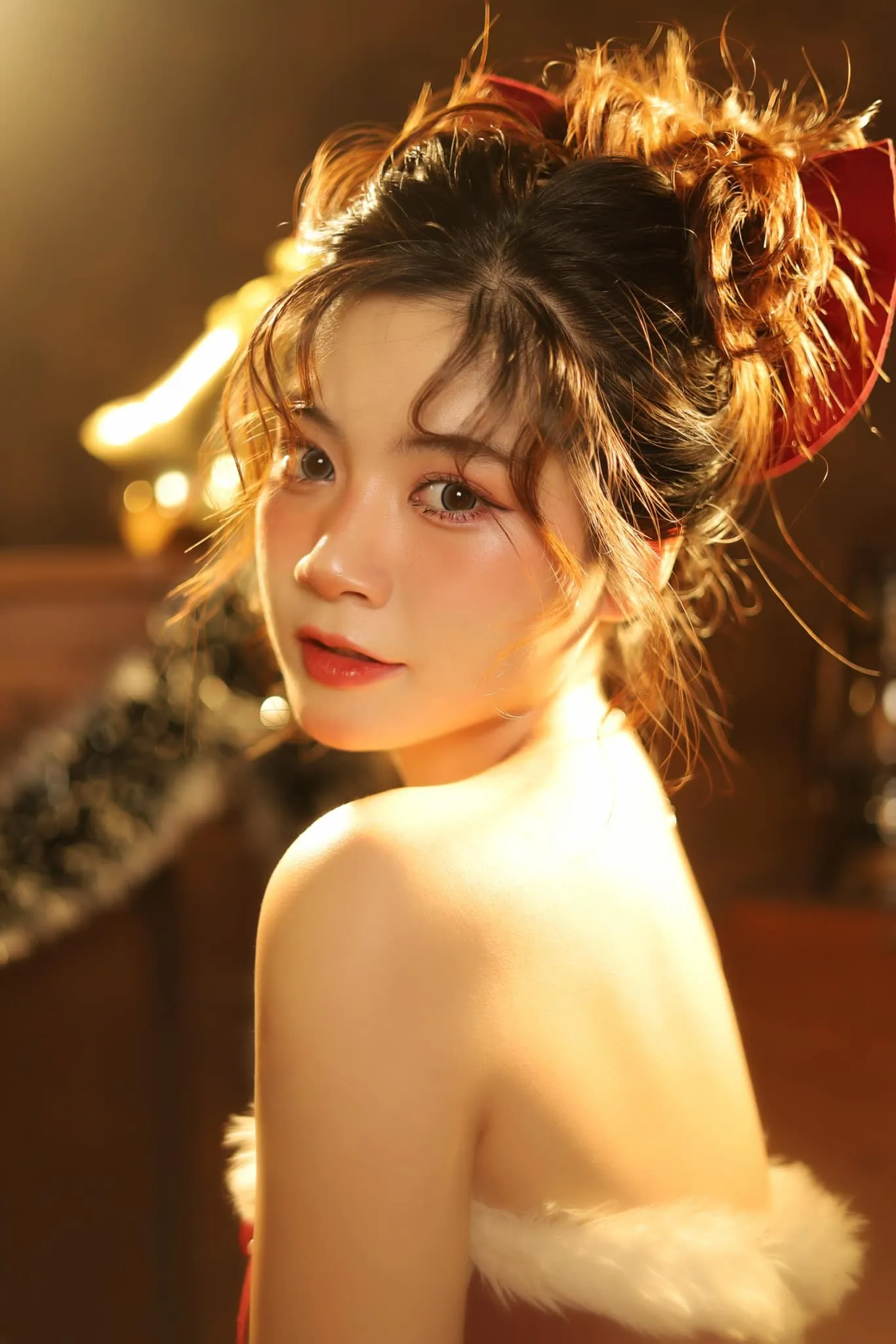 gia-the-khung-cua-bong-nam-phuong-1