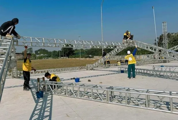 hinh-anh-dau-tien-dam-hoi-quang-hai-2