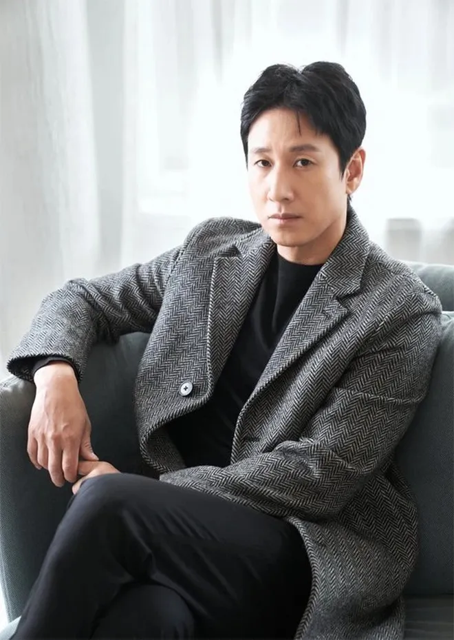 lee-sun-kyun-qua-doi-4