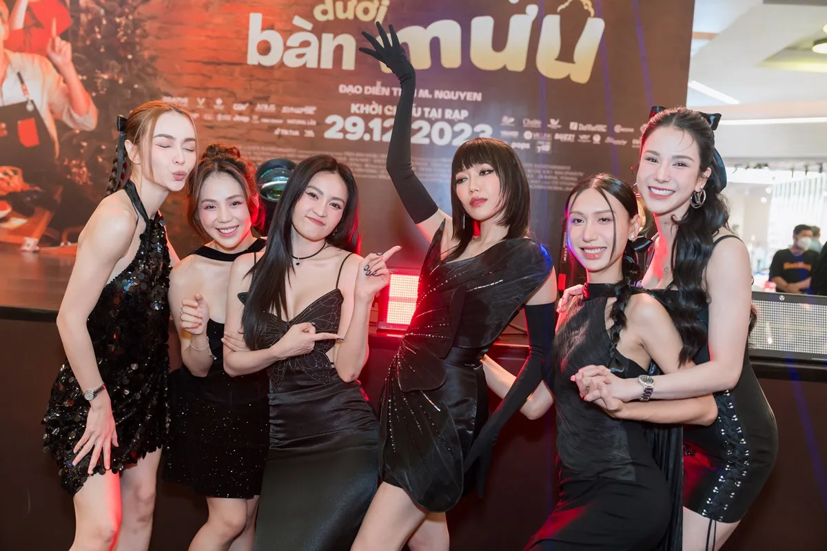 tham-do-tren-ban-nhau-duoi-ban-muu (8)