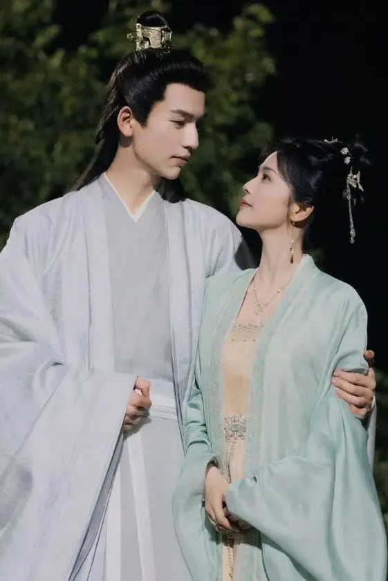 cap-doi-phim-gia-tinh-that-2