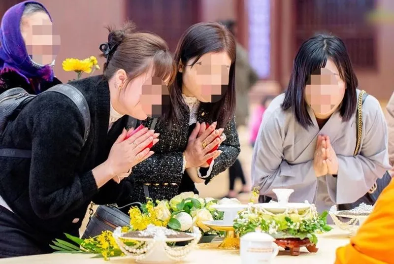 chua-ba-vang-xoa-thong-tin-xa-loi-toc-phat-2