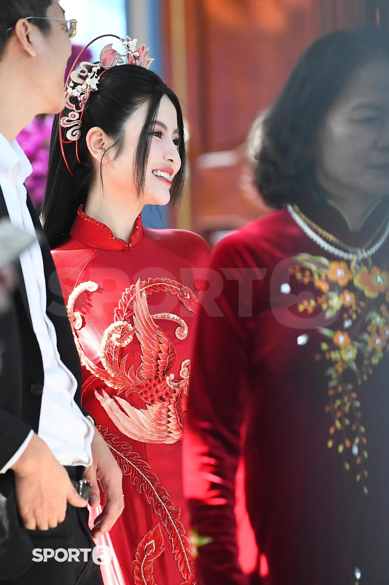 co-dau-chu-thanh-huyen-lo-dien-2