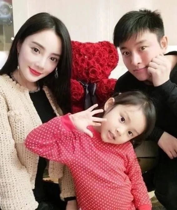 con-gai-sao-nu-dap-tra-me-ngoai-tinh-2