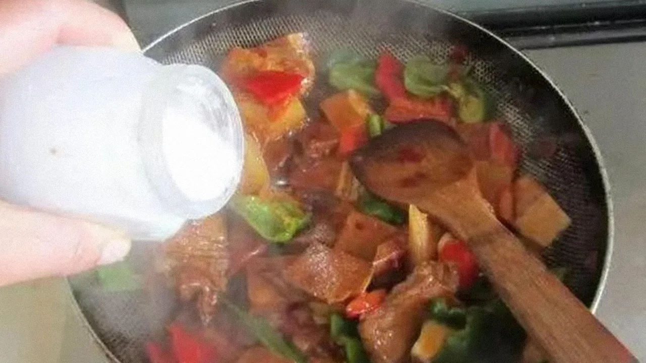 mot-nha-3-nguoi-mac-ung-thu-da-day