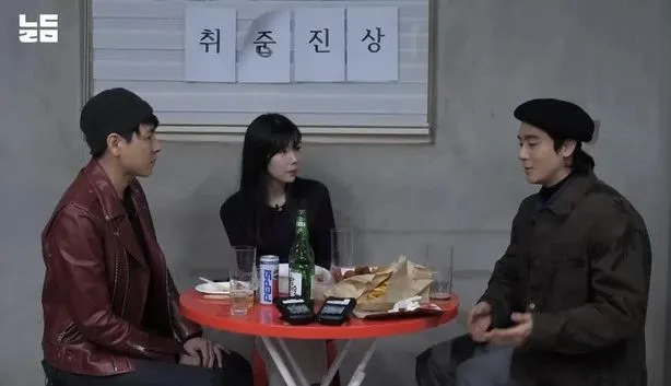 nam-ca-si-noi-tieng-bi-lua-tinh-1