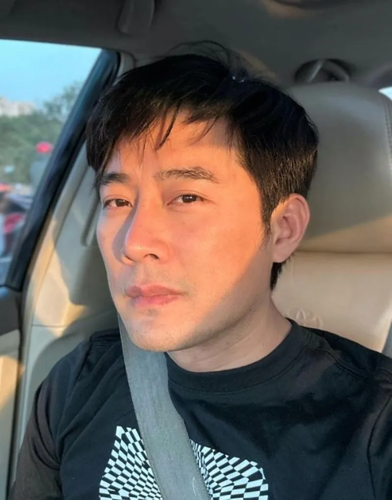 tong-tai-duoc-day-thuyen-voi-quynh-kool-1