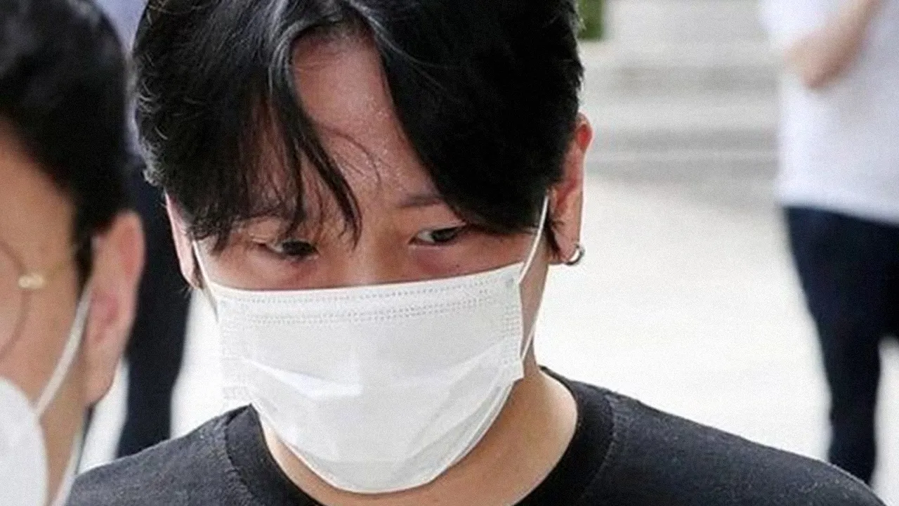 nam-ca-si-o-tu-7-nam-sau-thoi-gian-an