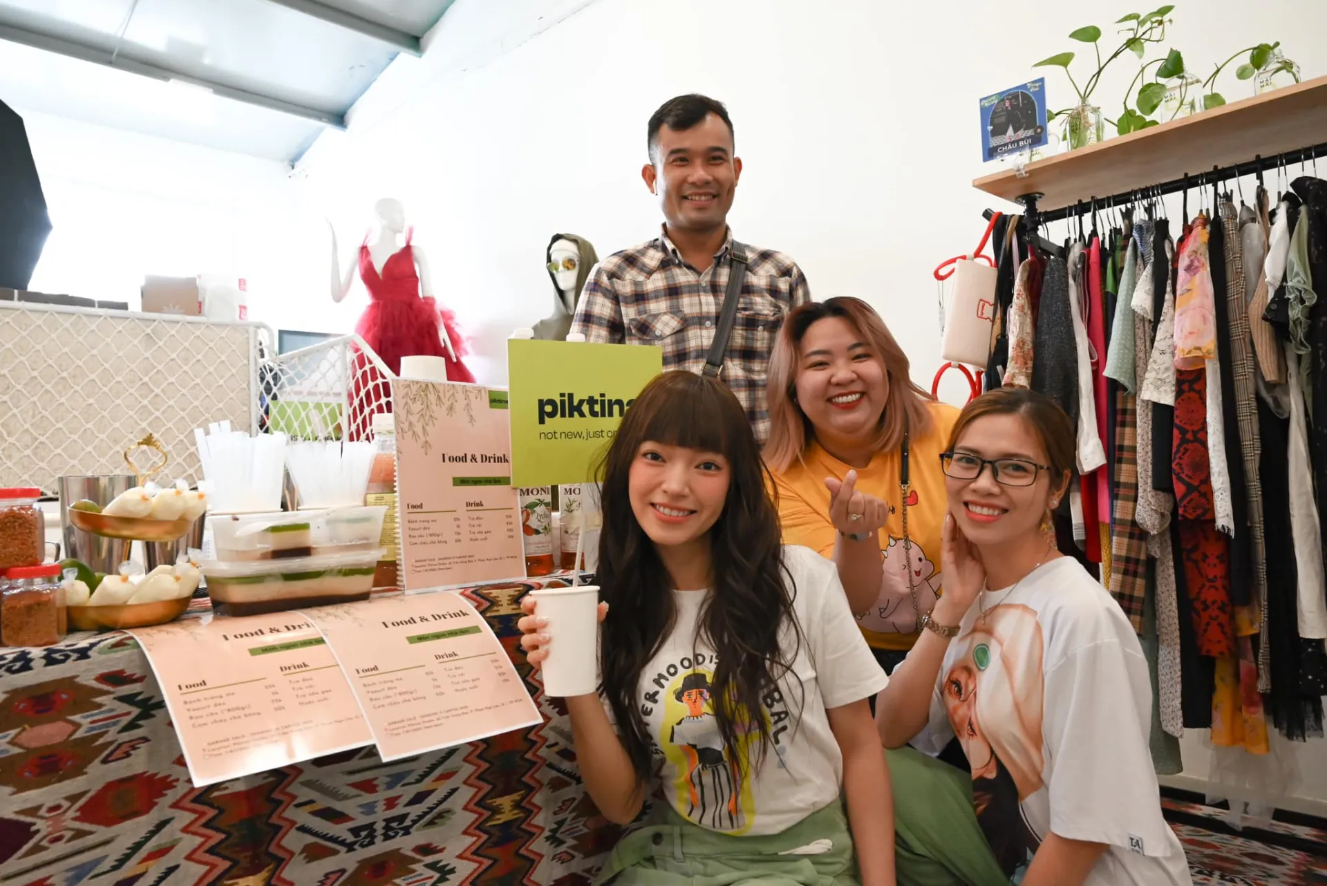 chau-bui-sharing-is-caring (1)