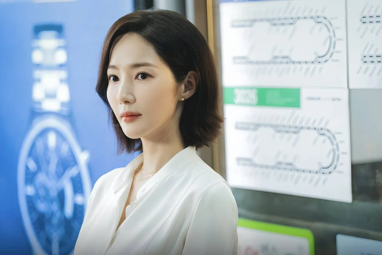 park-min-young-ep-can-37kg-bi-teo-co-3