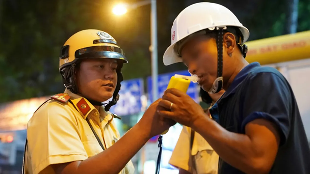 vi-pham-nong-do-con-ngay-tet