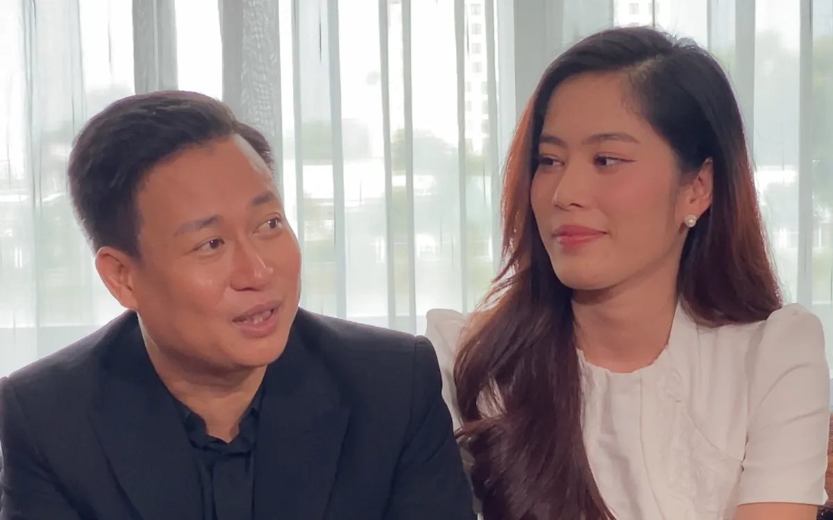 chong-nam-em-muon-tien-khong-duoc