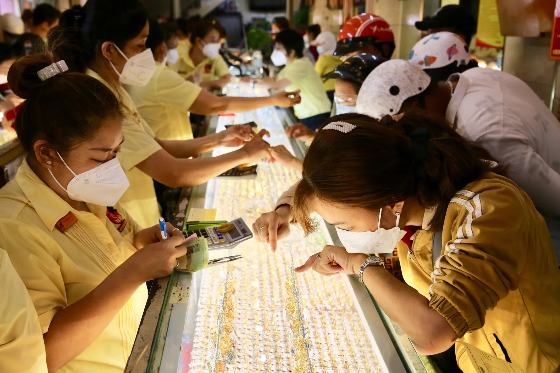 nen-mua-bao-nhieu-vang-ngay-via-than-tai-1