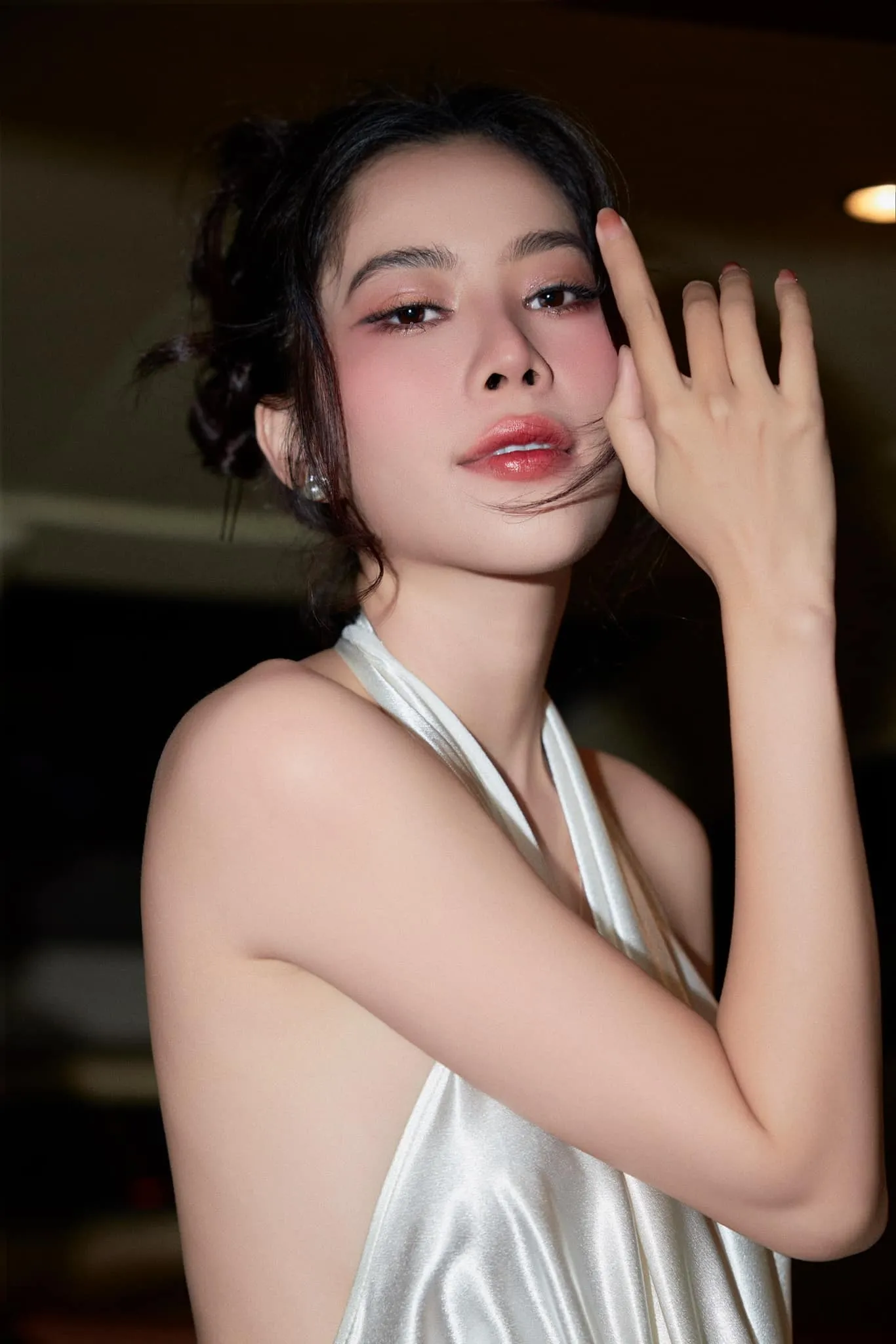 nam-em-ghet-nguoi-thu-ba