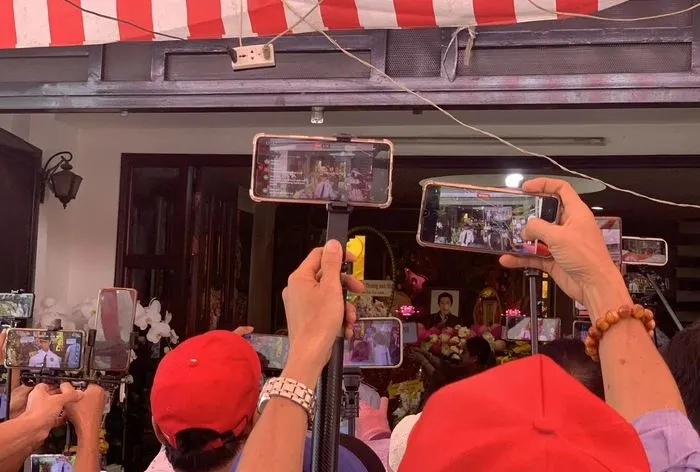 ngan-ngam-youtuber-vay-kin-dam-gio-ns-vu-linh-2