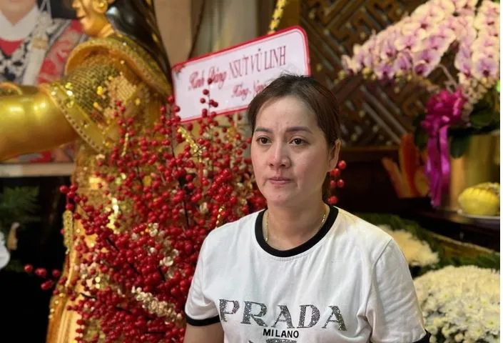 ngan-ngam-youtuber-vay-kin-dam-gio-ns-vu-linh-3