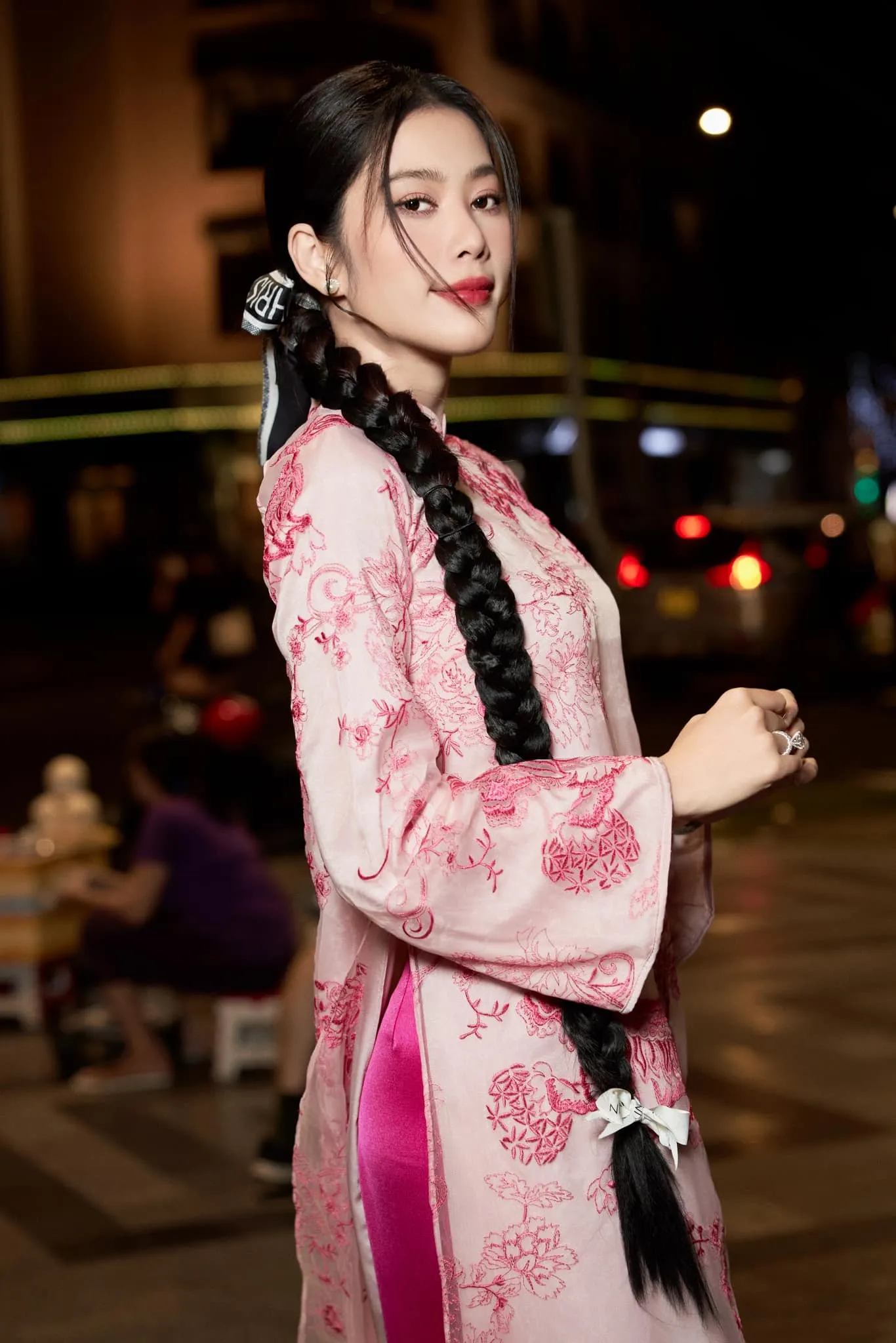 nam-em-bi-trieu-tap-vi-ly-do-gi