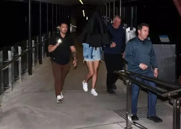 bo-nu-ca-si-bi-dieu-tra