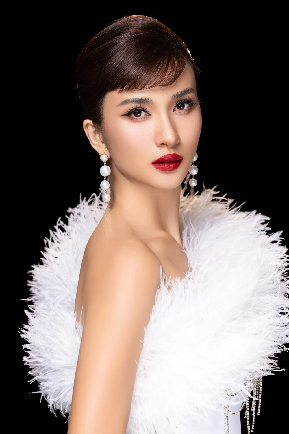 nhan-sac-u40-nu-dien-vien-viet (2)