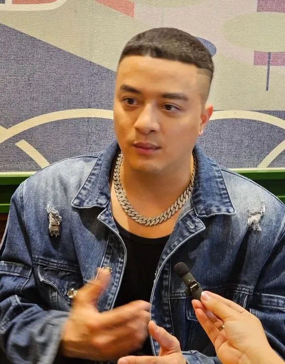 cao-thai-son-lan-dau-cong-khai-me-cua-con-trai