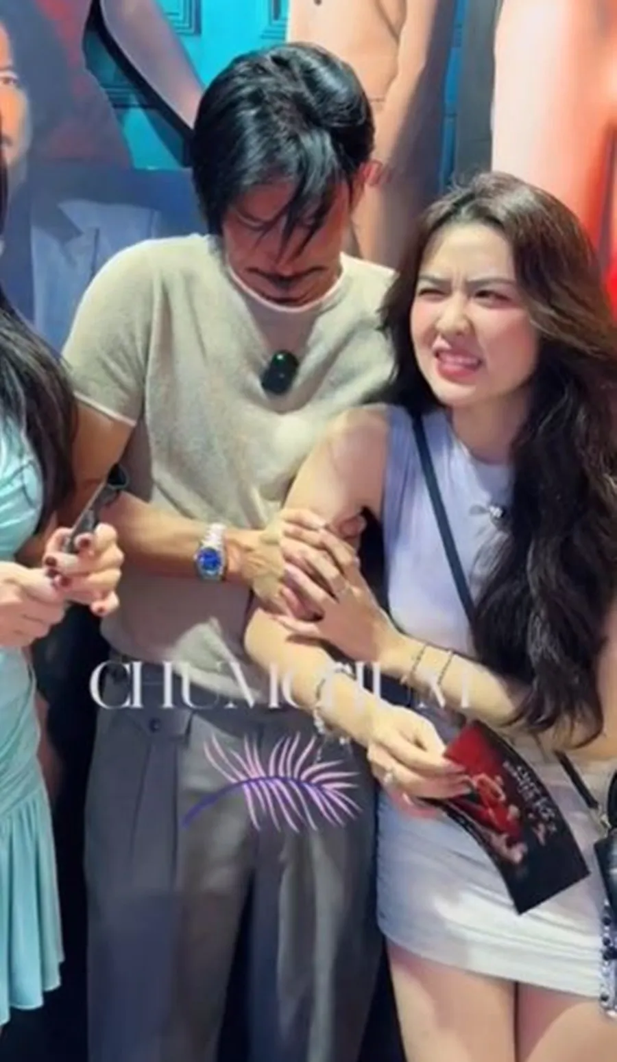 huy-khanh-than-mat-quyen-qui