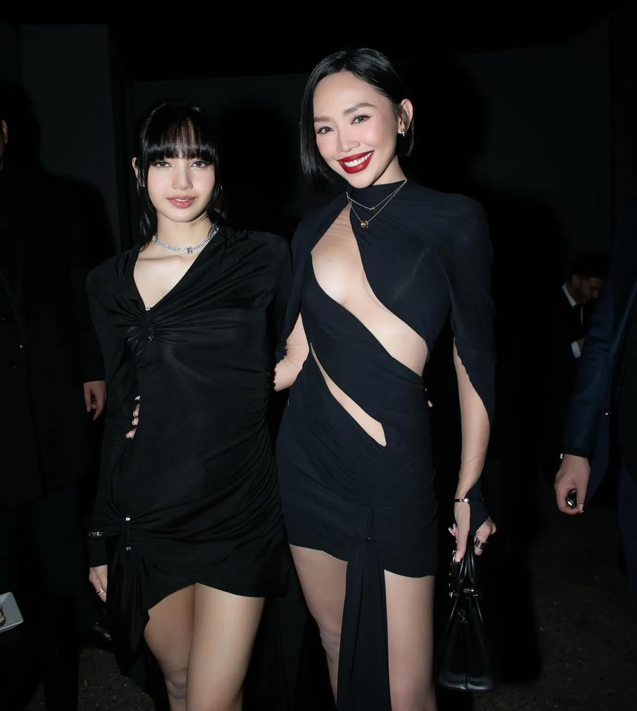 toc-tien-tiet-lo-tinh-cach-that-cua-lisa
