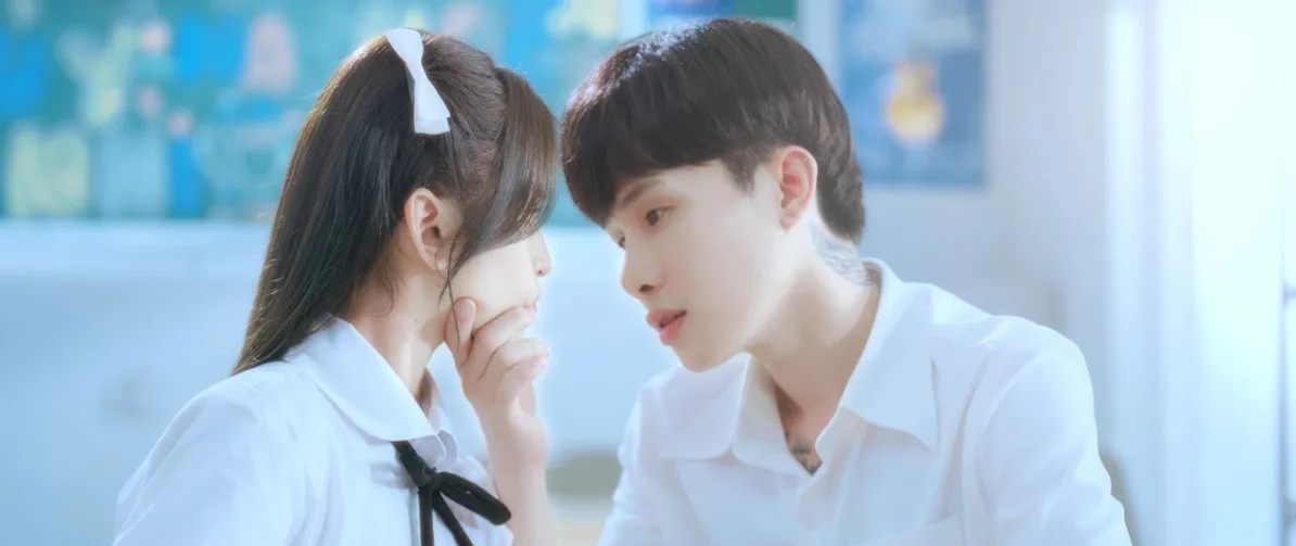 nam-ca-si-xin-loi-vi-cover-thien-ly-oi-1