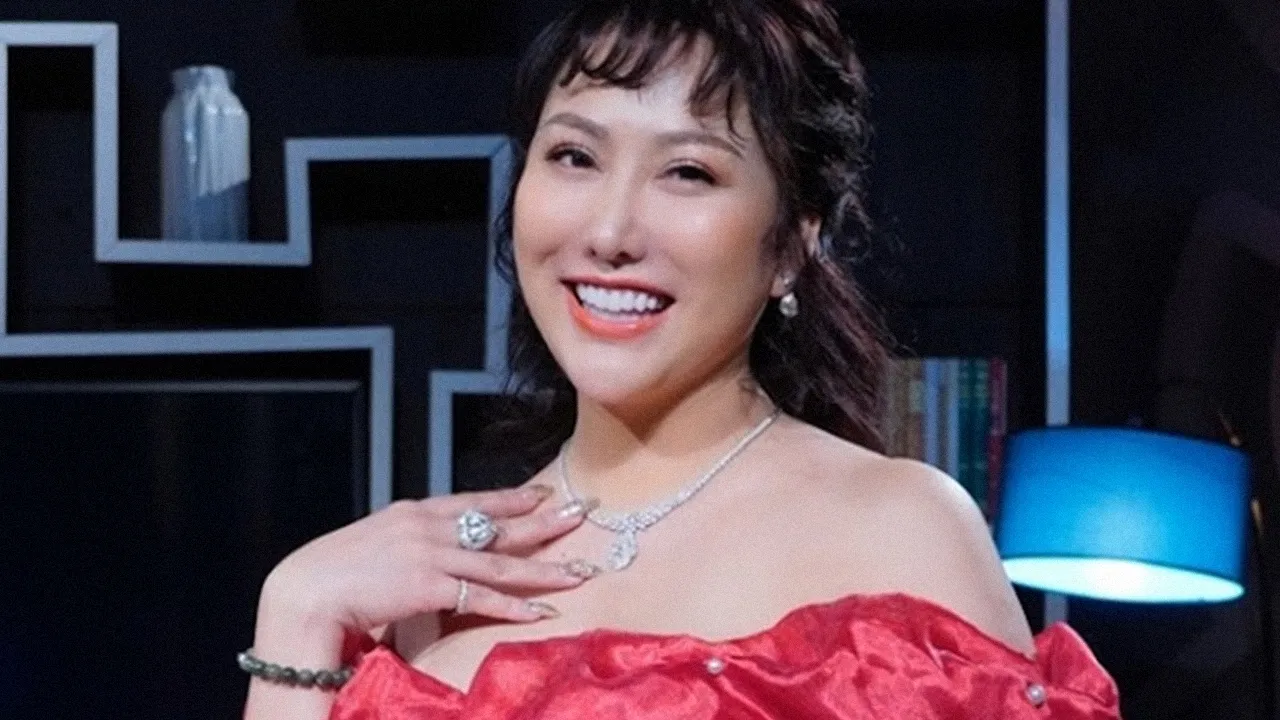 sao-nu-viet-9-bac-si-phau-thuat-12-tieng-4