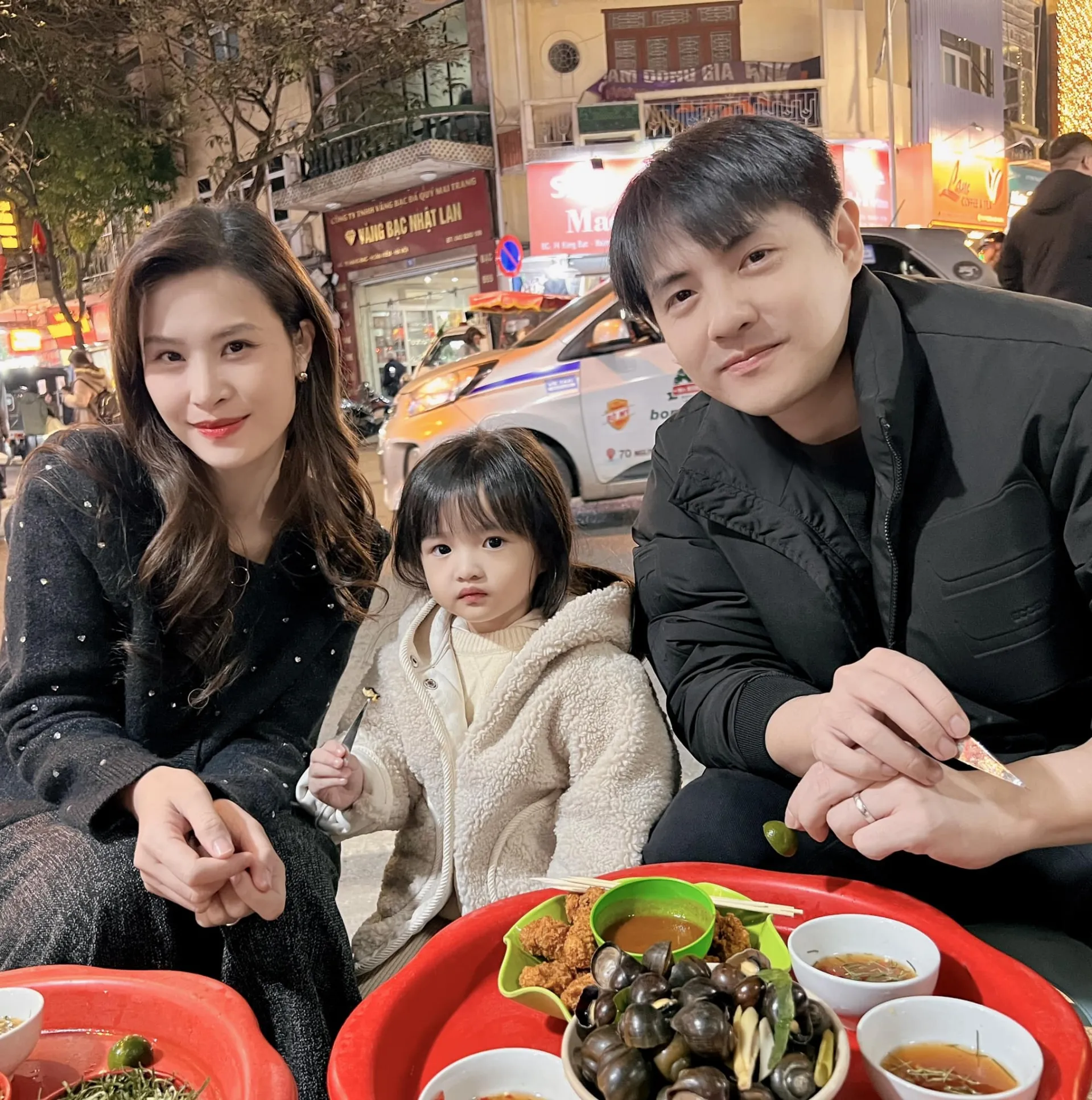 dong-nhi-bau-4-thang-nhay-cuc-sung-1